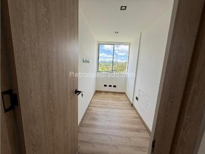 Apartamento de 3 alcobas en venta en El Porvenir, Rionegro, 86 m² · foto 11 de 20