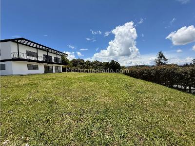 Casa de 4 alcobas en venta en Via La Ceja, Rionegro, 2000 m² · foto 4 de 19