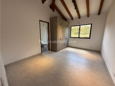 Casa de 4 alcobas en venta en Via La Ceja, Rionegro, 2000 m² · foto 17 de 19