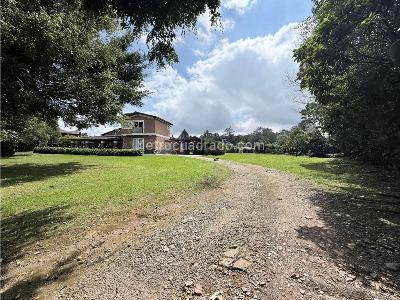 Casa de 4 alcobas en arriendo en Via La Ceja, Rionegro · foto 6 de 12
