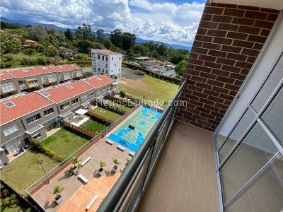 Apartamento de 2 alcobas en venta en Cimarronas, Rionegro, 67 m² · foto 1 de 14