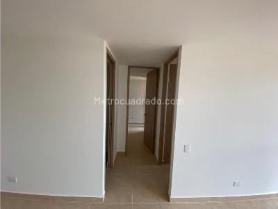 Apartamento de 2 alcobas en venta en Cimarronas, Rionegro, 67 m² · foto 9 de 14