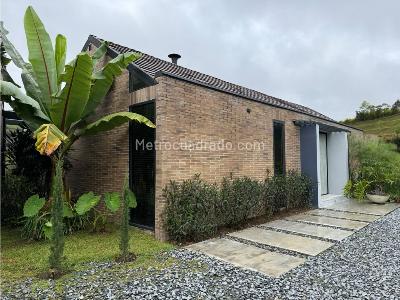 House for rent in Via Aeropuerto Jose Maria Cordova, Rionegro