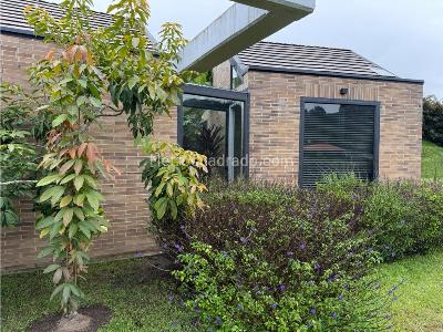 Casa de 3 alcobas en arriendo en Via Aeropuerto Jose Maria Cordova, Rionegro · foto 5 de 11