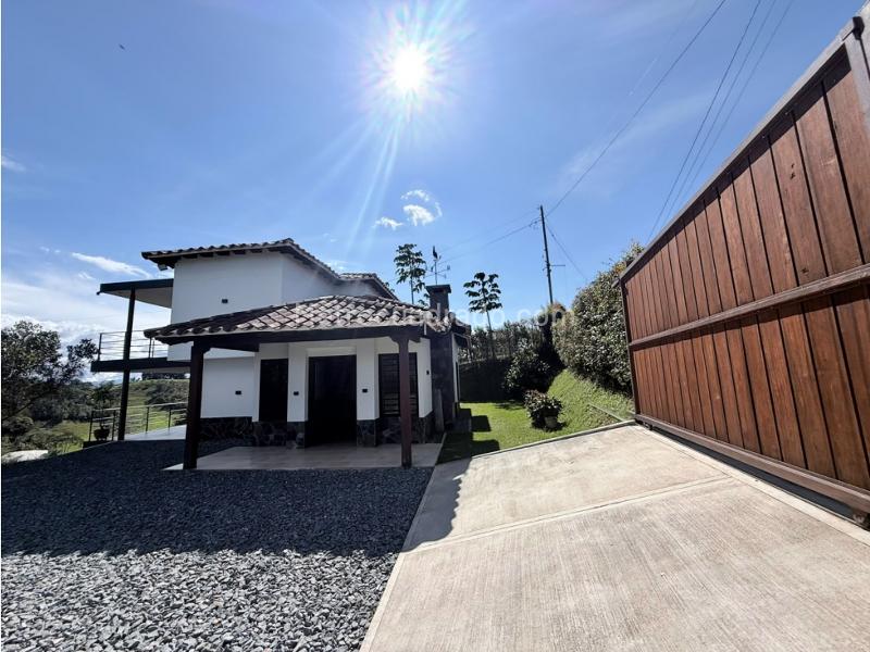 5BR House in El Carmen (1800 m²) - 2