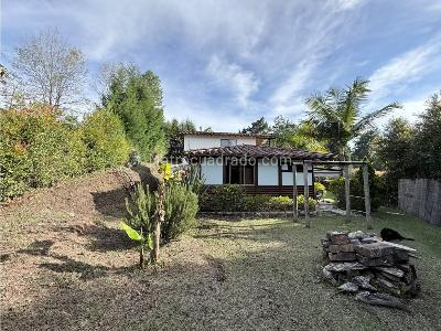 Casa en arriendo en Mampuesto, Rionegro