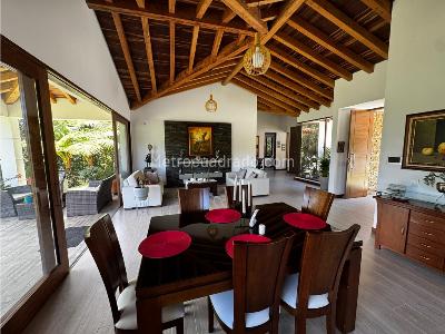 Casa de 3 alcobas en venta en San Antonio De Pereira, Rionegro, 250 m² · foto 8 de 8