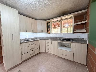 Casa de 3 alcobas en arriendo en El Canada, Rionegro, 1200 m² · foto 11 de 20