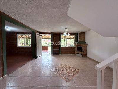 Casa de 3 alcobas en arriendo en El Canada, Rionegro, 1200 m² · foto 8 de 20
