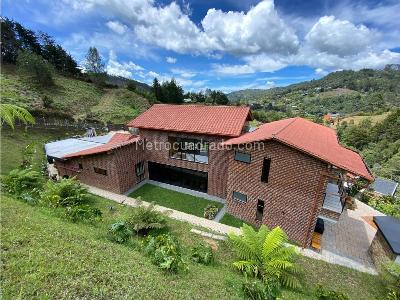 Casa de 5 alcobas en venta en Via Don Diego El Retiro, Rionegro · foto 2 de 20