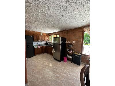 Casa de 3 alcobas en venta en El Peñol/ Guatape, Rionegro · foto 9 de 12