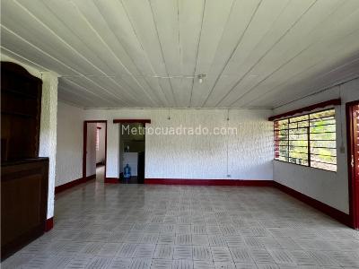Casa de 4 alcobas en arriendo en Don Diego /Via Retiro, Rionegro · foto 11 de 18