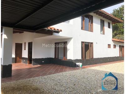 Casa en arriendo en Cabeceras, Rionegro · foto 2 de 18