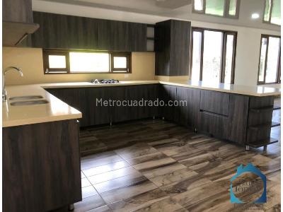 Casa en arriendo en Cabeceras, Rionegro · foto 8 de 18