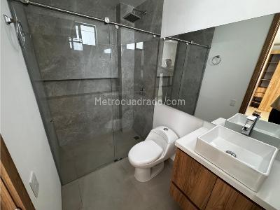 Casa de 4 alcobas en venta en San Antonio De Pereira, Rionegro, 89 m² · foto 3 de 9