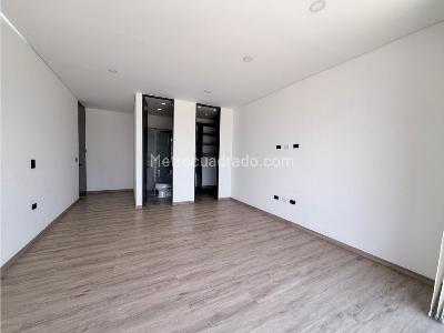 Casa de 3 alcobas en venta en Llanogrande, Rionegro, 2000 m² · foto 12 de 20