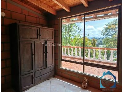 Casa de 5 alcobas en arriendo en El Carmen, Rionegro, 600 m² · foto 11 de 20