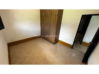 Casa de 5 alcobas en arriendo en Cabeceras, Rionegro, 1200 m² · foto 18 de 20