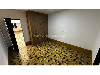 Casa de 5 alcobas en arriendo en Cabeceras, Rionegro, 1200 m² · foto 9 de 20