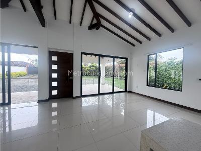 Casa de 3 alcobas en arriendo en Llanogrande, Rionegro, 1000 m² · foto 12 de 20