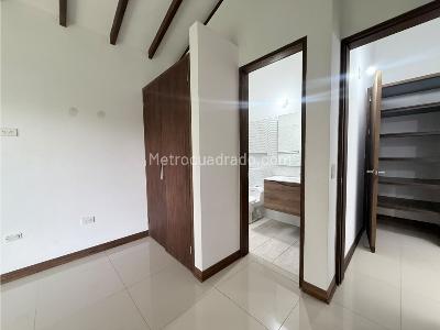 Casa de 3 alcobas en arriendo en Llanogrande, Rionegro, 1000 m² · foto 17 de 20
