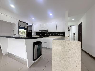 Casa de 3 alcobas en arriendo en Llanogrande, Rionegro, 1000 m² · foto 7 de 20