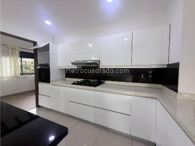 Casa de 3 alcobas en arriendo en Llanogrande, Rionegro, 1000 m² · foto 9 de 20