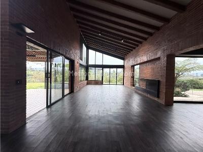 Casa de 5 alcobas en arriendo en Via La Ceja, Rionegro · foto 4 de 20