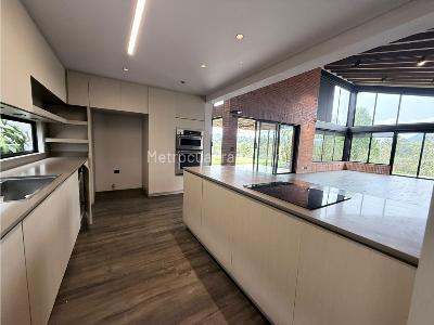Casa de 5 alcobas en arriendo en Via La Ceja, Rionegro · foto 5 de 20