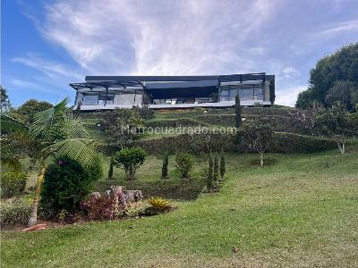 House for rent in Via Aeropuerto Jose Maria Cordova, Rionegro