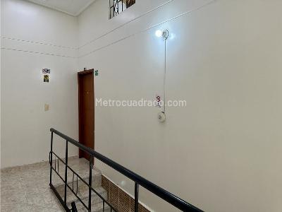 Casa de 5 alcobas en venta en Terrazas, Bucaramanga, 360 m² · foto 13 de 20
