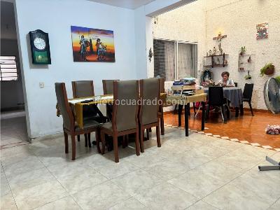 Casa de 5 alcobas en venta en San Alonso, Bucaramanga, 423 m² · foto 8 de 20