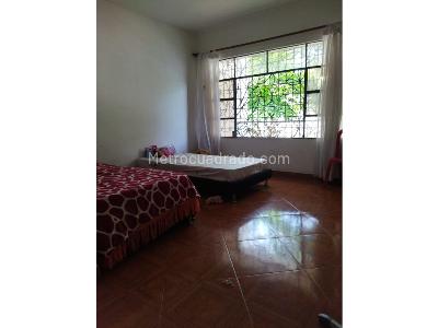 Casa de 5 alcobas en venta en San Alonso, Bucaramanga, 423 m² · foto 16 de 20