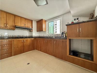 Apartamento de 4 alcobas en venta en Terrazas, Bucaramanga, 138 m² · foto 2 de 20