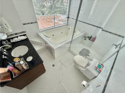 Apartamento de 4 alcobas en venta en Terrazas, Bucaramanga, 138 m² · foto 17 de 20