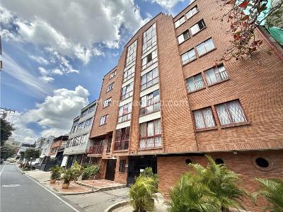 Apartamento de 3 alcobas en venta en Conucos, Bucaramanga, 90 m² · foto 2 de 18