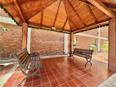Apartamento de 3 alcobas en venta en Conucos, Bucaramanga, 90 m² · foto 5 de 18