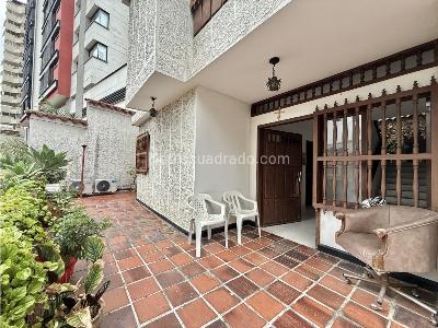 Casa de 5 alcobas en venta en Altos De Cabecera, Bucaramanga, 500 m² · foto 4 de 19