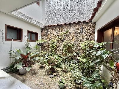 Casa de 5 alcobas en venta en Altos De Cabecera, Bucaramanga, 500 m² · foto 13 de 19