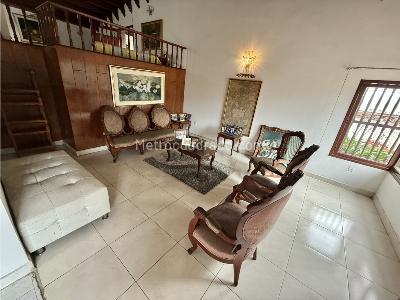 Casa de 5 alcobas en venta en Altos De Cabecera, Bucaramanga, 500 m² · foto 18 de 19