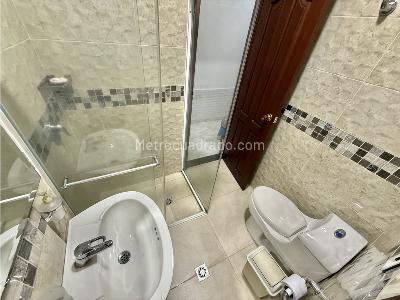 Casa de 5 alcobas en venta en Palomitas, Floridablanca, 296 m² · foto 17 de 20