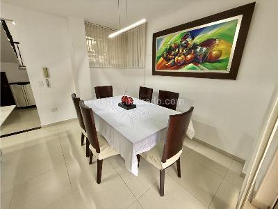Casa de 5 alcobas en venta en Palomitas, Floridablanca, 296 m² · foto 18 de 20
