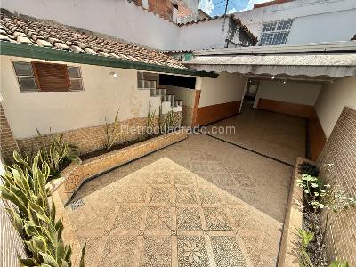 Casa de 4 alcobas en venta en Campestre, Bucaramanga, 373 m² · foto 9 de 20