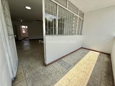 Casa de 4 alcobas en venta en Campestre, Bucaramanga, 373 m² · foto 18 de 20