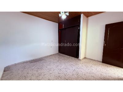 Casa de 5 alcobas en venta en Balconcitos, Bucaramanga, 169 m² · foto 9 de 15