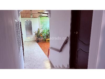 Casa de 5 alcobas en venta en Balconcitos, Bucaramanga, 169 m² · foto 10 de 15