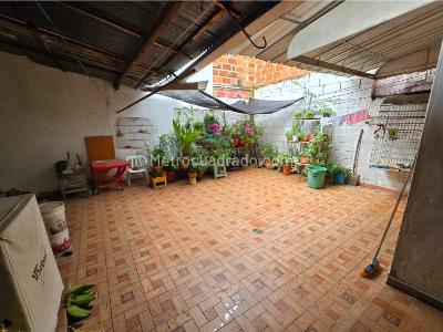 Casa de 4 alcobas en venta en Lagos Iii, Floridablanca, 184 m² · foto 7 de 17