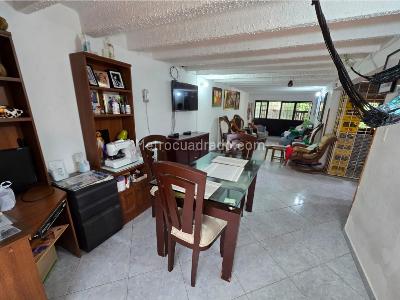 Casa de 4 alcobas en venta en Lagos Iii, Floridablanca, 184 m² · foto 9 de 17