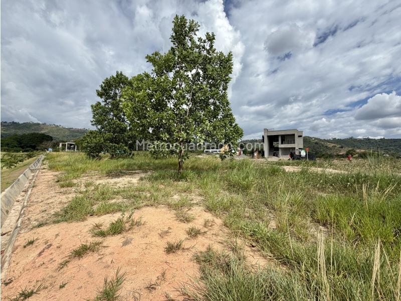 Lote en Venta, Ruitoque, Bucaramanga - Más