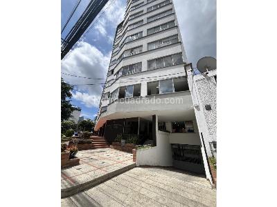 Apartamento de 3 alcobas en venta en Antiguo Campestre, Bucaramanga, 108 m² · foto 2 de 17